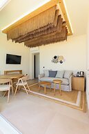 LIFE SUITES