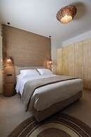 LIFE SUITES