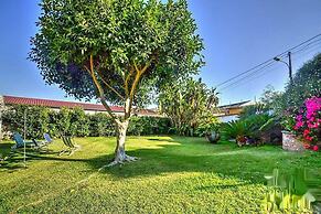 House With Garden Near the sea