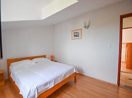 Apartments Jaklin