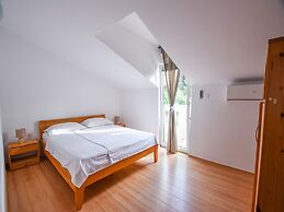 Apartments Jaklin