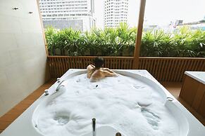 Arck Hotel