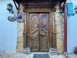 Şirince Lotus Konakları