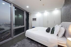 3 Bedroom Apartment in D1 Tower