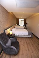 Pentahor Hotel