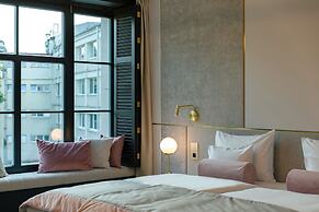 Hotel Ferreus Modern Art Deco