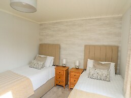 Fairview Lodge