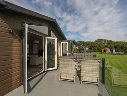 Fairview Lodge