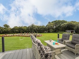 Fairview Lodge