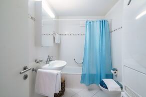 Minusio Apartment