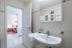 Minusio Apartment