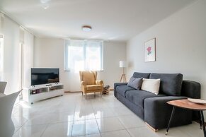 Minusio Apartment