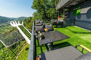 Pavri Suit Bungalov