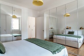 Palace Apartment