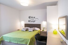 L&L Apartments