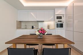 Grand Horizon Luxury Boutique Suites