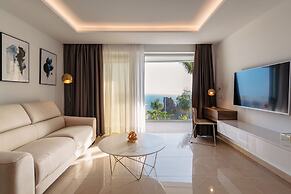 Grand Horizon Luxury Boutique Suites