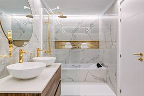 Grand Horizon Luxury Boutique Suites