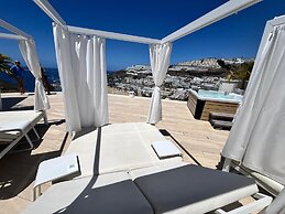 Grand Horizon Luxury Boutique Suites