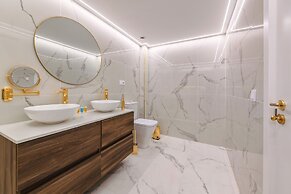 Grand Horizon Luxury Boutique Suites