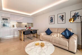 Grand Horizon Luxury Boutique Suites