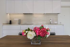 Grand Horizon Luxury Boutique Suites