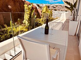Grand Horizon Luxury Boutique Suites