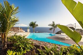 Grand Horizon Luxury Boutique Suites