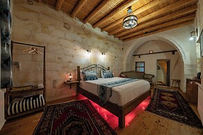 Farmer Cave House
