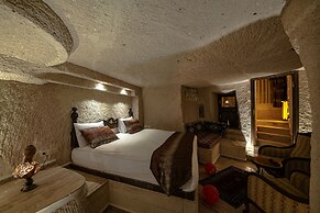 Farmer Cave House