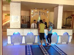 EIFFEL HOTEL