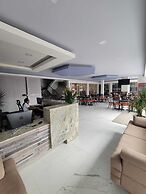 Hotel Cayuga