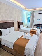 Hotel Cayuga