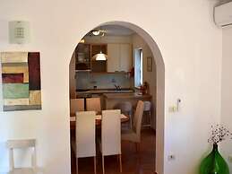 Apartment Take a Look