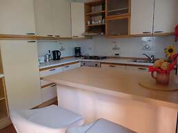 Apartment Take a Look