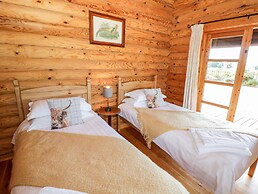 Far Coley Farm & Log Cabin