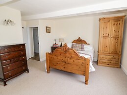 Far Coley Farm & Log Cabin