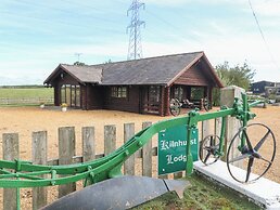 Far Coley Farm & Log Cabin