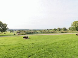 Far Coley Farm & Log Cabin