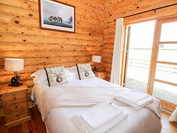 Far Coley Farm & Log Cabin