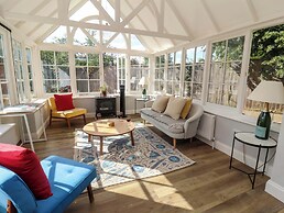 The Round House