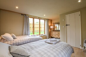 Halcyon Barn, Wissett