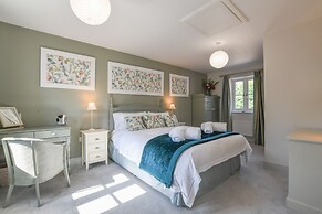1 Coconut Cottage, Long Melford