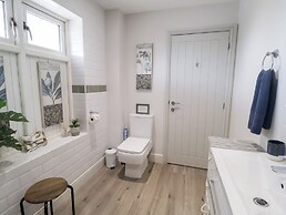 1 Coconut Cottage, Long Melford