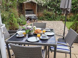 1 Coconut Cottage, Long Melford