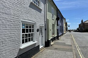 Dolphin Cottage, Southwold