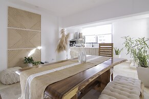 New Beachfront Penthouse by RedAwning