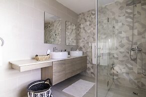 New Beachfront Penthouse by RedAwning