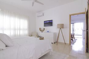New Beachfront Penthouse by RedAwning