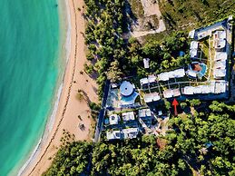 New Beachfront Penthouse by RedAwning
